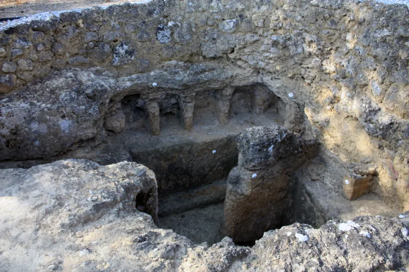 CONJUNTO ARQUEOLÓGICO DE CARMONA