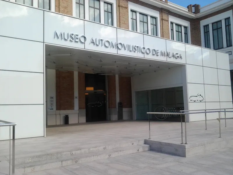 MUSEO DEL AUTOMÓVIL Y LA MODA DE MÁLAGA