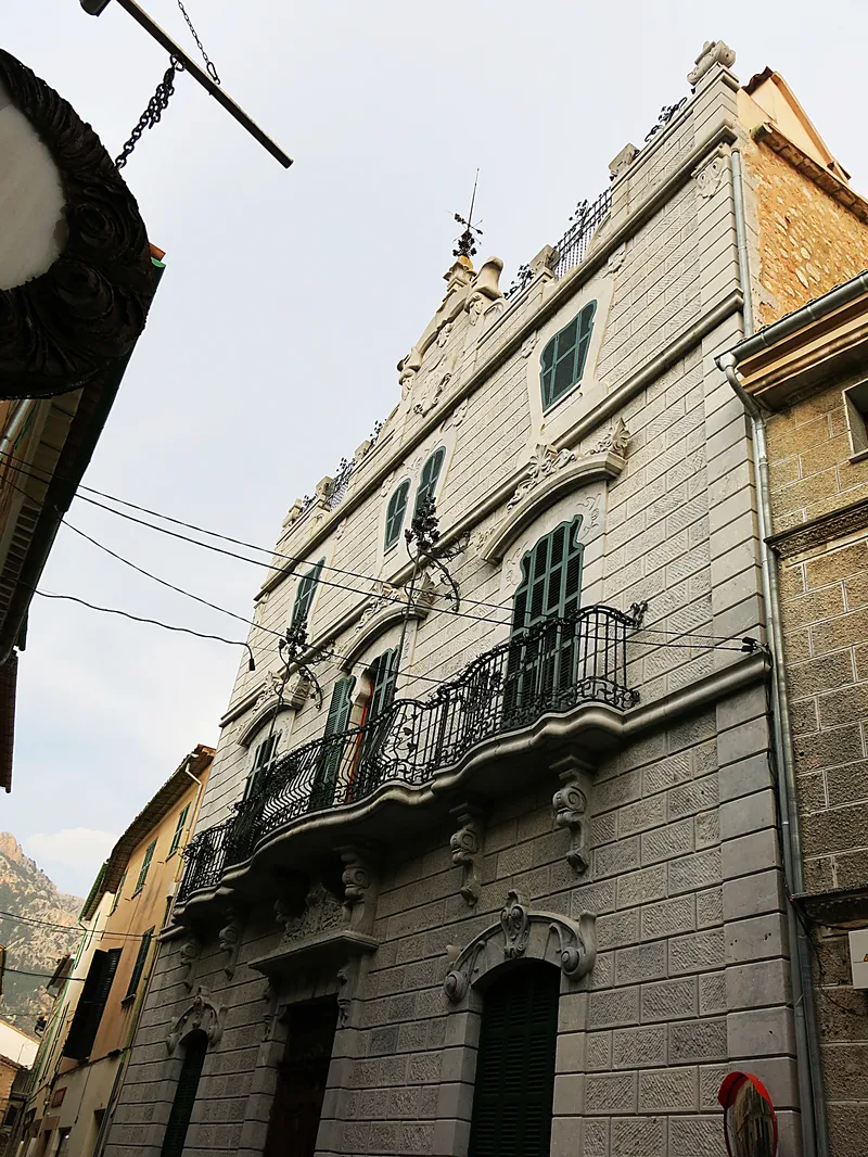 MUSEO MODERNISTA CAN PRUNERA - FUNDACIÓN TREN DEL ARTE