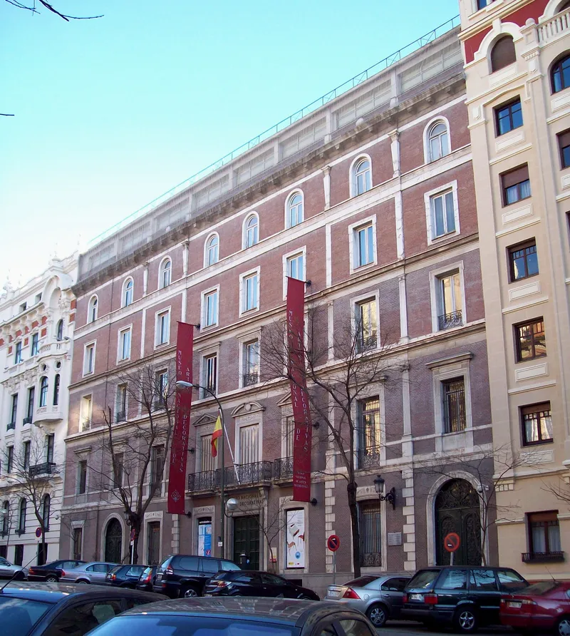 MUSEO NACIONAL DE ARTES DECORATIVAS