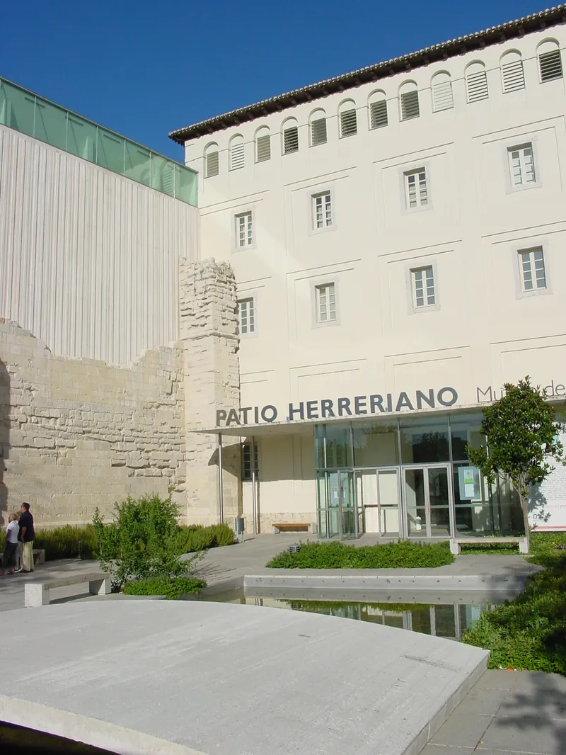 MUSEO PATIO HERRERIANO DE ARTE CONTEMPORÁNEO ESPAÑOL