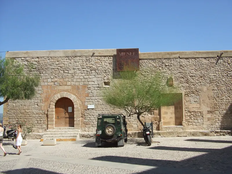 MUSEU ARQUEOLÒGIC D'EIVISSA I FORMENTERA