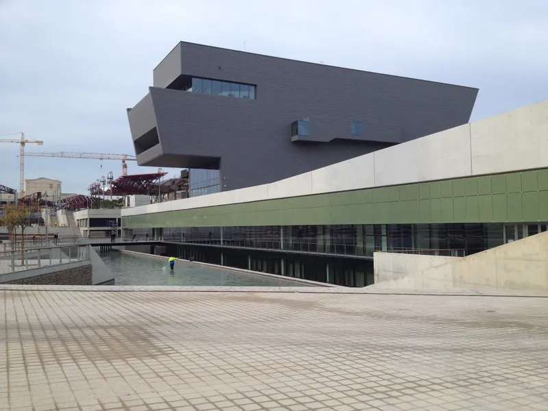 MUSEU DEL DISSENY DE BARCELONA
