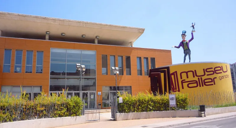 MUSEU FALLER DE GANDIA
